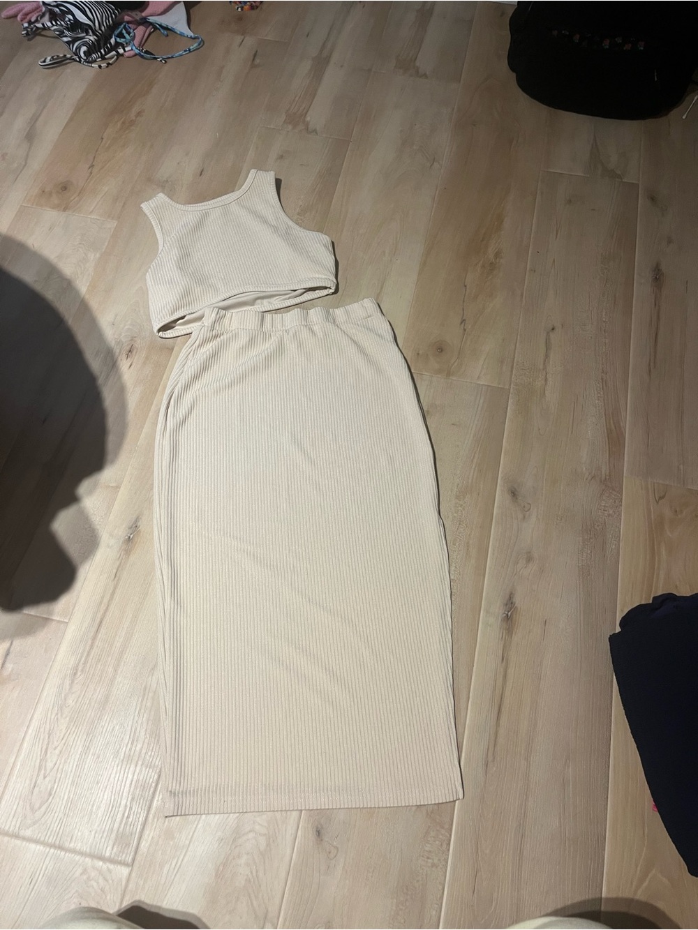Ribbed Cream Midi Skirt Set